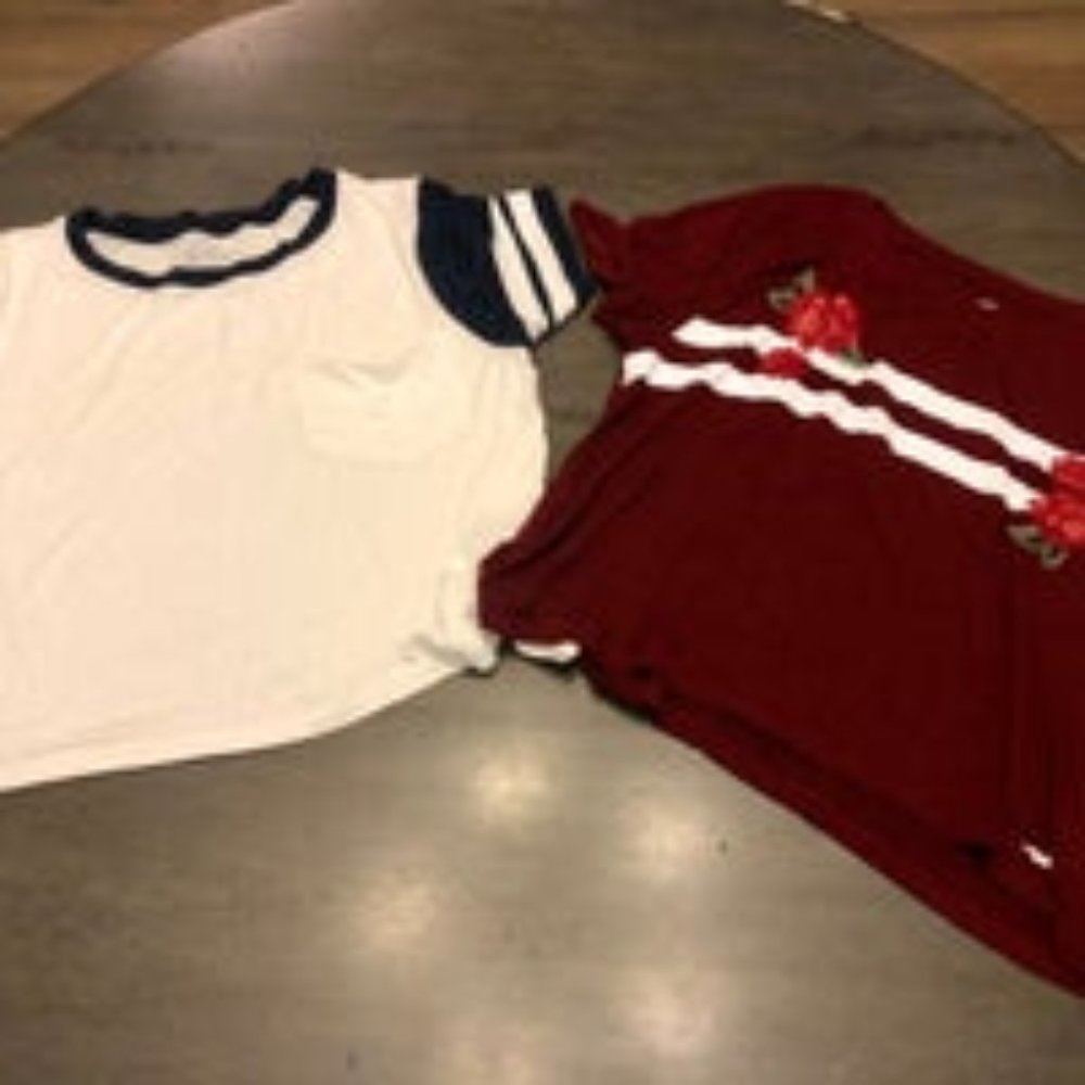 Size Medium Easy Tees - Picture 1 of 2